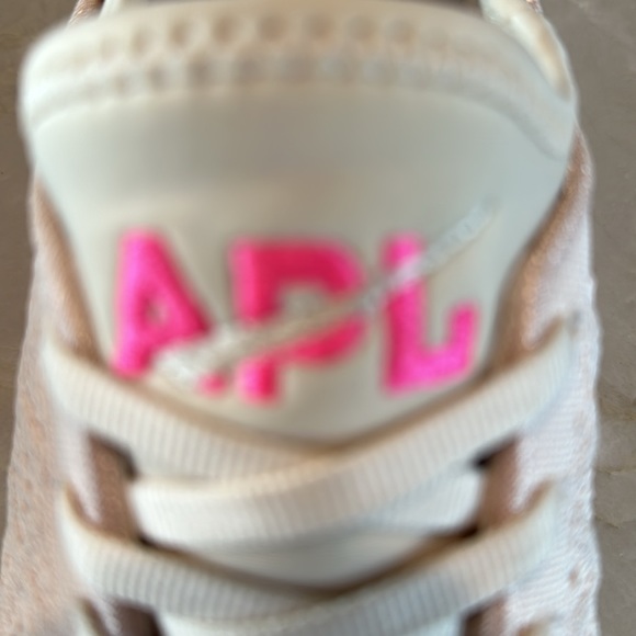 Barely worn womens APL size 8.5 in beige with pink APL accent - Picture 5 of 12